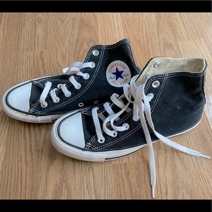 Women’s high top black converse